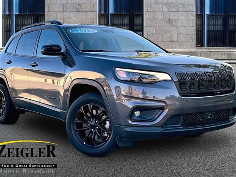 Used 2023 Jeep Cherokee Altitude Lux AWD/4WD image 1