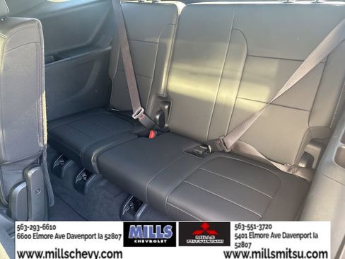 Used 2023 Chevrolet Traverse LT w/ LT Premium Package AWD/4WD image 15