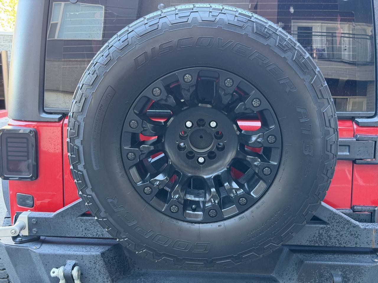 Used 2014 Jeep Wrangler Unlimited Sport w/ Connectivity Group AWD/4WD image 5