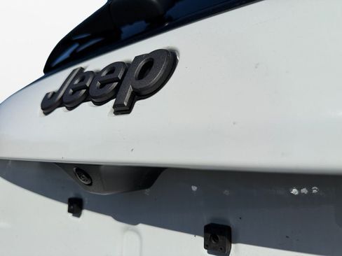 New 2026 Jeep Compass Limited image 17