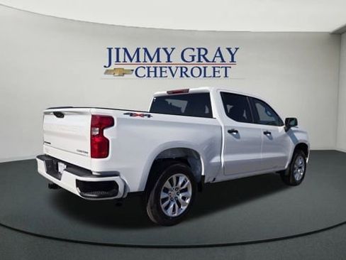 New 2026 Chevrolet Silverado 1500 Custom image 3