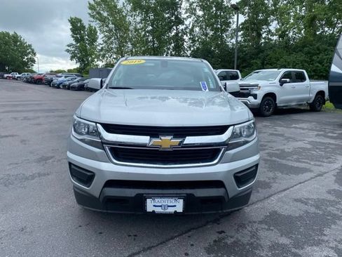 Used 2019 Chevrolet Colorado W/T w/ WT Convenience Package AWD/4WD image 17