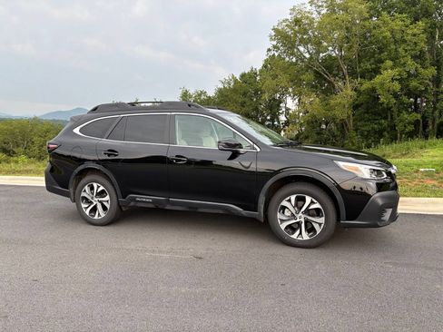 Used 2020 Subaru Outback Limited w/ Popular Package #2 AWD/4WD image 7
