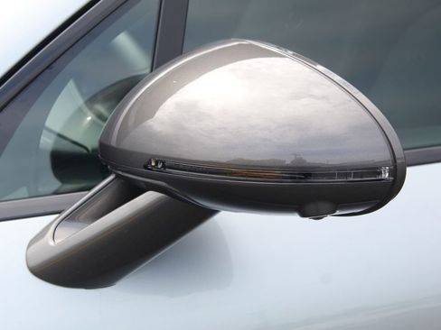 New 2026 Porsche Macan Turbo AWD/4WD image 14