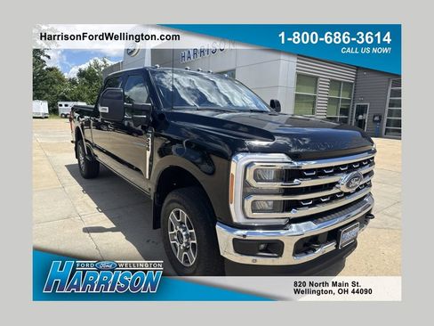 Used 2023 Ford F250 Lariat w/ Lariat Ultimate Package AWD/4WD image 1