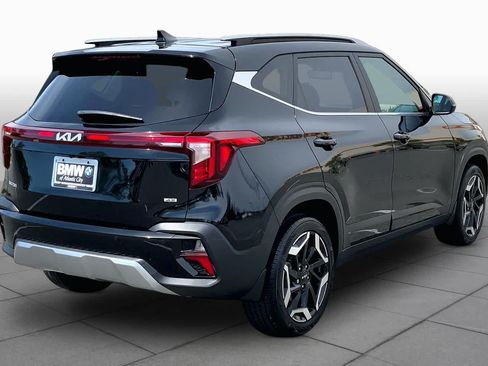 Used 2025 Kia Seltos SX w/ SX Sunroof Package AWD/4WD image 13