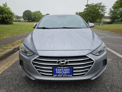 Used 2017 Hyundai Elantra SE FWD image 9