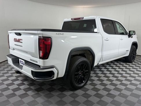 Used 2022 GMC Sierra 1500 Elevation image 3