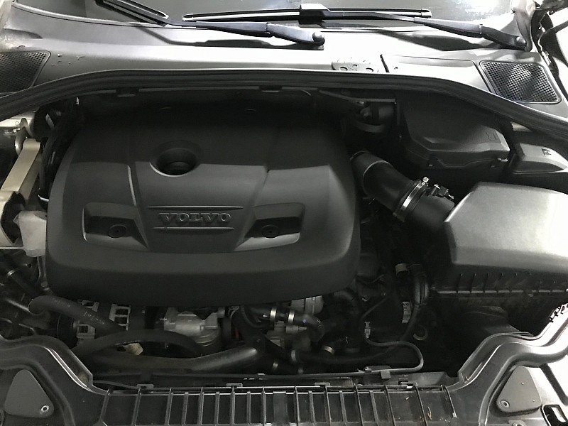 Used 2017 Volvo V60 T5 Platinum FWD image 32