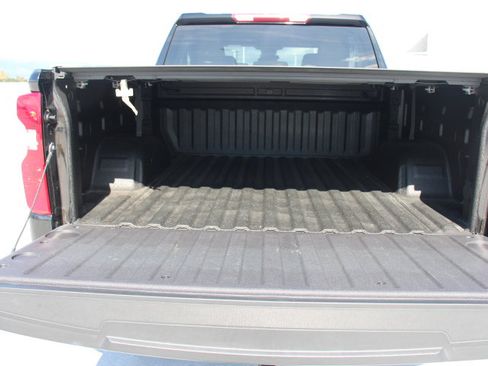 Used 2024 Chevrolet Silverado 1500 Custom w/ LPO, Dark Essentials Package RWD image 17