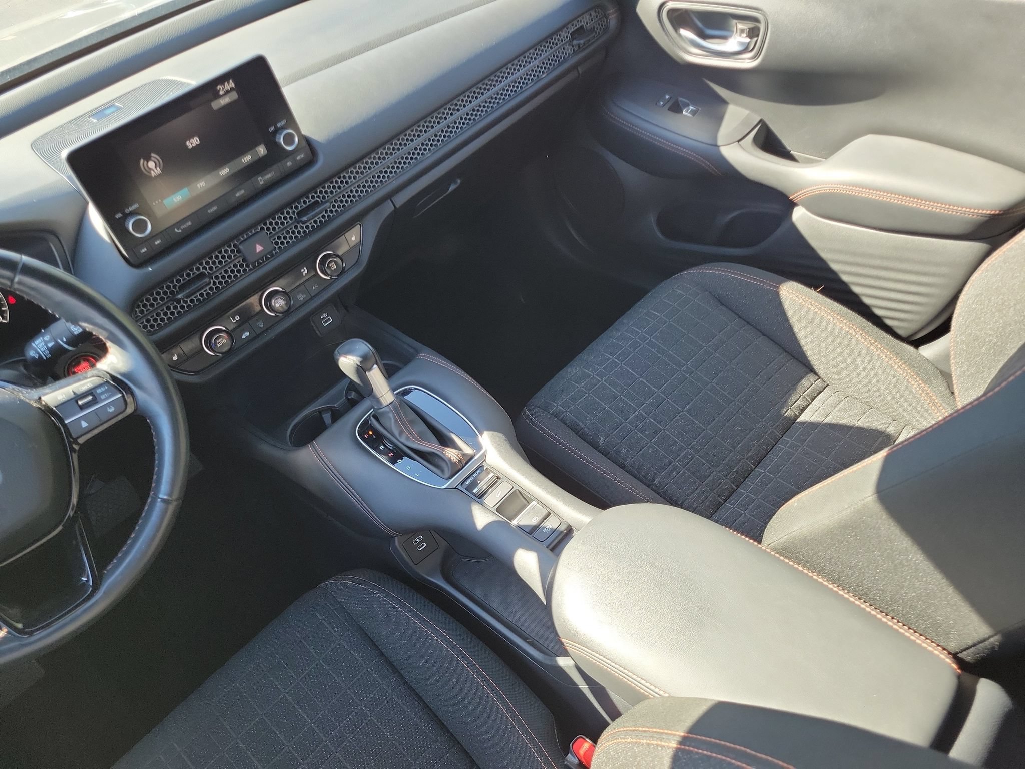 Used 2025 Honda HR-V Sport image 25