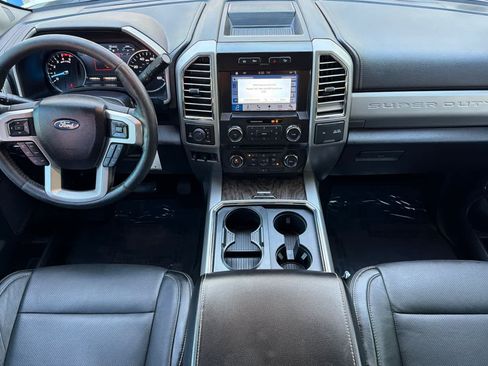 Used 2017 Ford F250 Lariat w/ Chrome Package AWD/4WD image 3