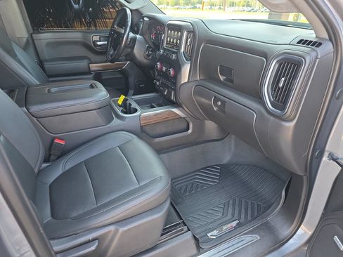 Used 2021 Chevrolet Silverado 1500 RST AWD/4WD image 31