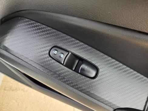 Used 2024 Nissan Altima 2.5 SV image 8