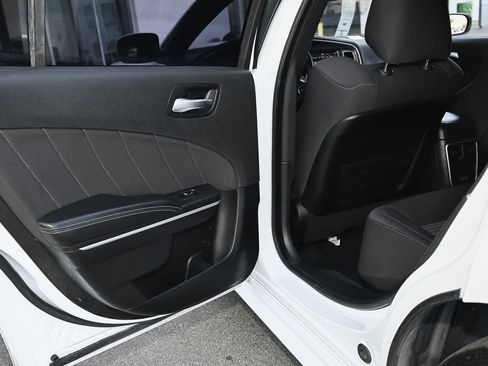 Used 2019 Dodge Charger GT RWD image 40