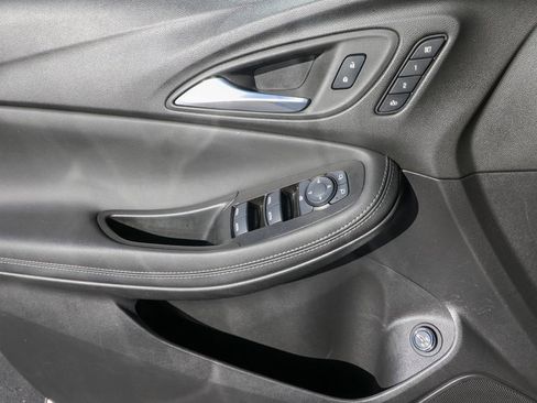 Certified 2023 Buick Encore GX Essence w/ Experience Buick Package image 13