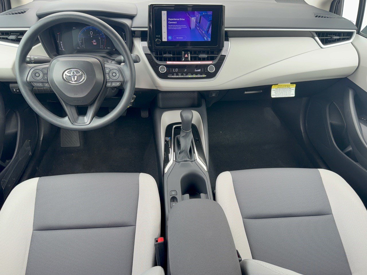 Used 2026 Toyota Corolla LE FWD image 17