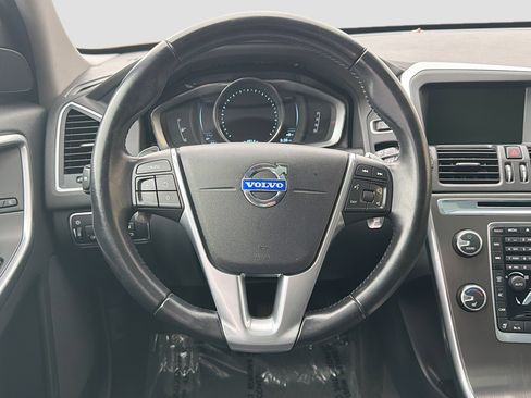 Used 2015 Volvo XC60 T6 Premier Plus AWD/4WD image 18