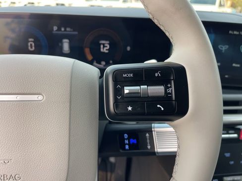 Certified 2026 Hyundai Santa Fe SE image 17