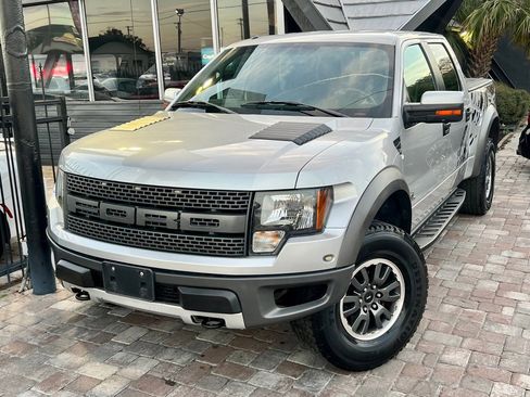 Used 2011 Ford F150 Raptor w/ Raptor Luxury Pkg image 28