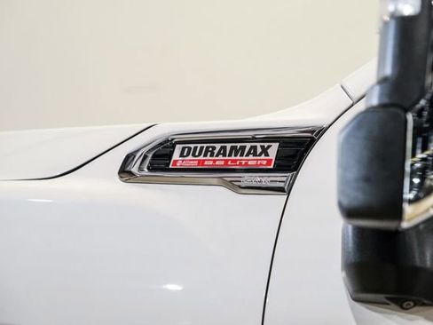 Used 2021 GMC Sierra 2500 Denali w/ Denali Ultimate Package image 18