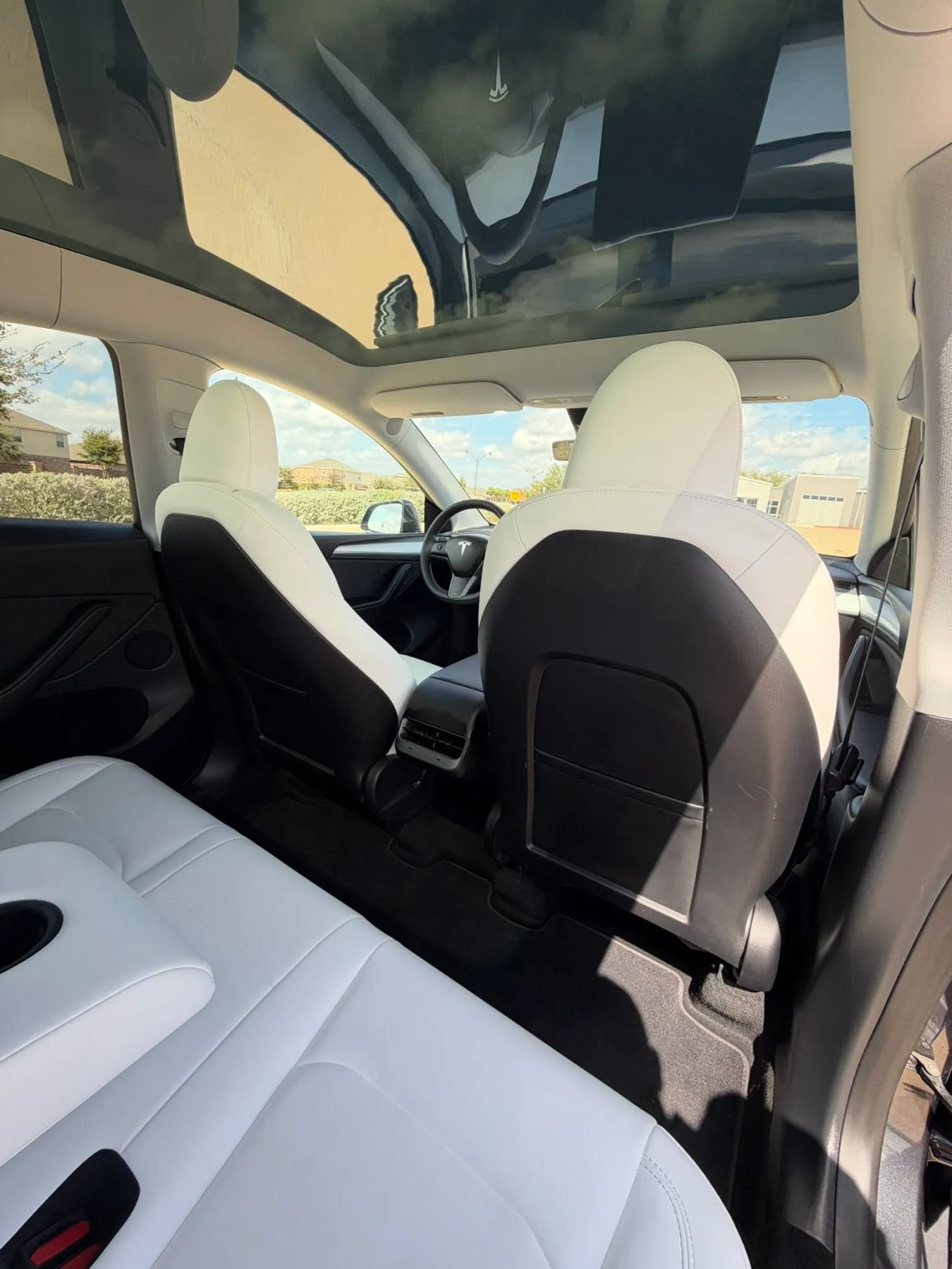 Used 2024 Tesla Model Y Long Range AWD/4WD image 20