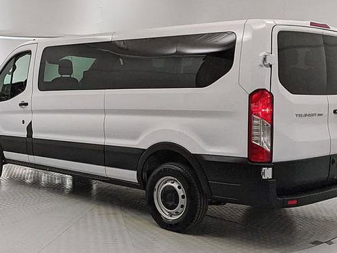 Used 2021 Ford Transit 350 XL image 4