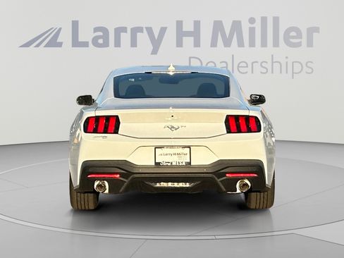 New 2026 Ford Mustang Coupe RWD image 4