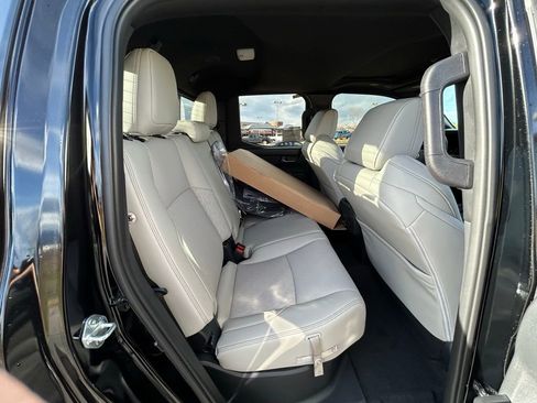 New 2026 Toyota Tacoma Limited AWD/4WD image 21