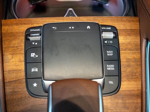 Certified 2024 Mercedes-Benz GLS 450 4MATIC image 32