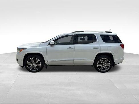 Used 2019 GMC Acadia Denali w/ Technology Package AWD/4WD image 6