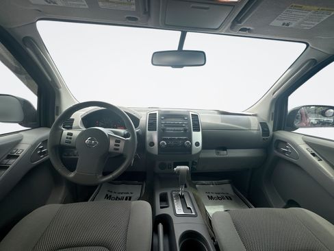 Used 2011 Nissan Frontier SV w/ SV Premium Utility Pkg RWD image 15