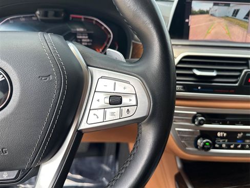 Used 2020 BMW 750i xDrive w/ Executive Package AWD/4WD image 35