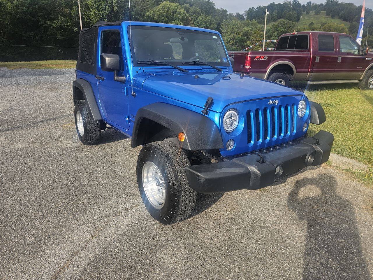 Used 2015 Jeep Wrangler Sport AWD/4WD image 3