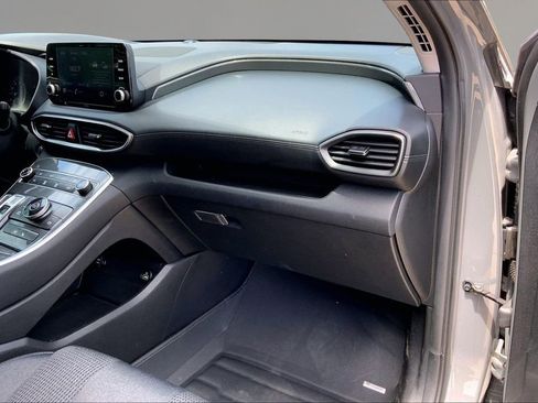Used 2022 Hyundai Santa Fe SEL FWD image 17