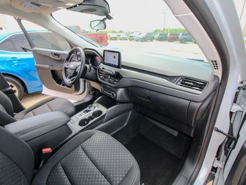 Used 2025 Ford Escape Active FWD image 16