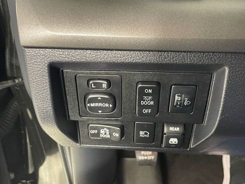 Used 2018 Toyota Tundra SR5 w/ TRD Off Road Package AWD/4WD image 15