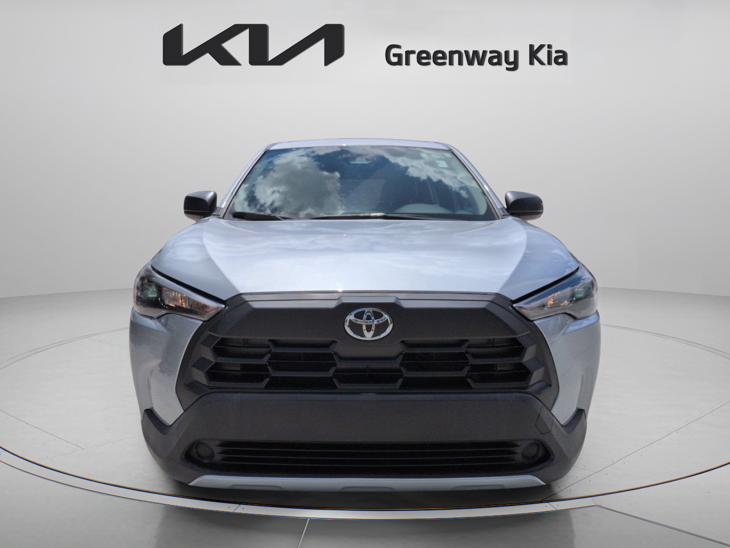 Used 2026 Toyota Corolla Cross L FWD image 11