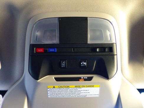 Used 2021 Subaru Impreza 2.0i Premium image 33