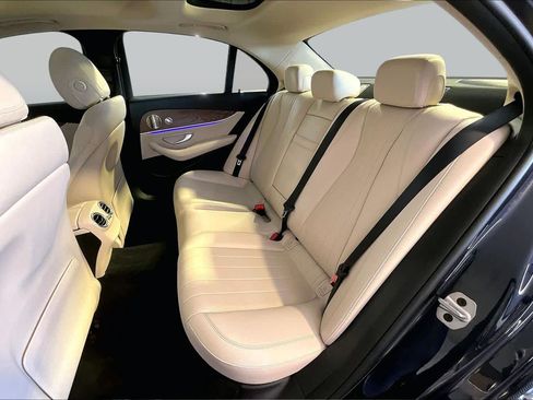 Used 2023 Mercedes-Benz E 350 4MATIC Sedan image 21