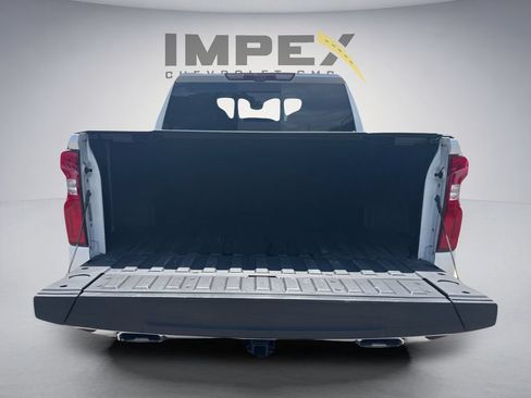 Used 2023 Chevrolet Silverado 1500 High Country w/ Technology Package AWD/4WD image 30