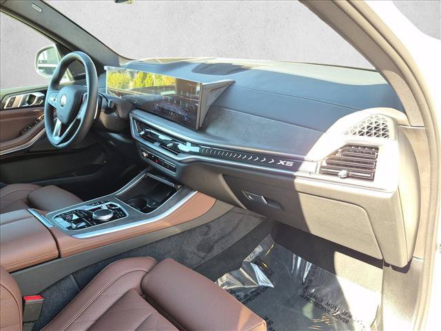 Used 2026 BMW X5 xDrive50e w/ Premium Package AWD/4WD image 23