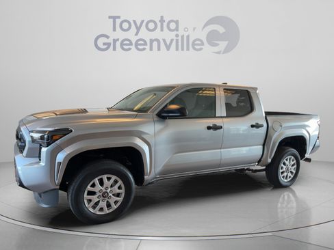 Certified 2025 Toyota Tacoma SR RWD image 2