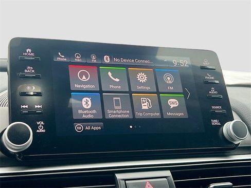 Used 2018 Honda Accord Touring image 15