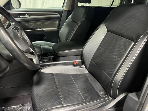 Used 2022 Volkswagen Atlas SE FWD image 20