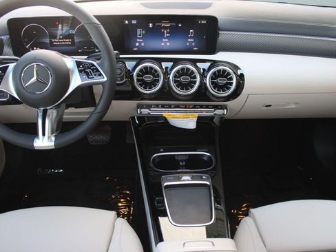 Certified 2026 Mercedes-Benz CLA 250 image 28