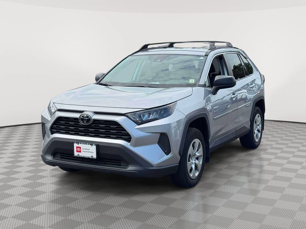 Used 2021 Toyota RAV4 LE AWD/4WD image 3