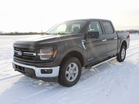 Used 2024 Ford F150 XLT w/ Mobile Office Package image 3