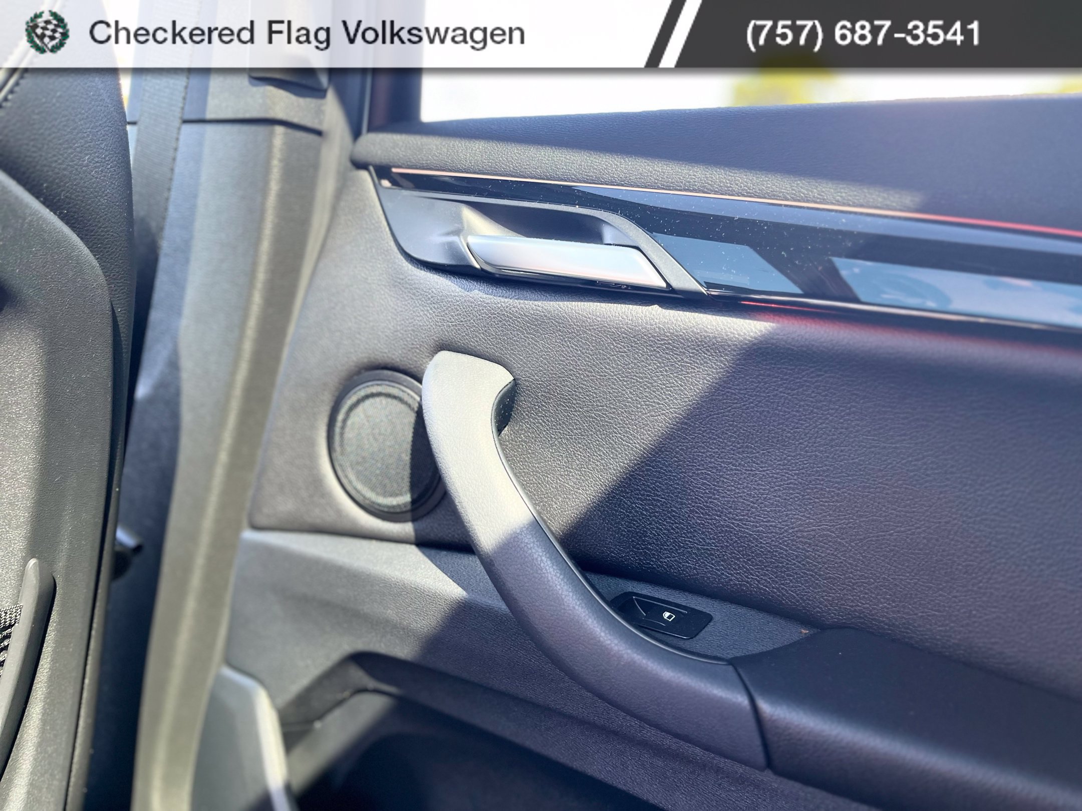 Used 2020 BMW X1 xDrive28i w/ Convenience Package AWD/4WD image 29