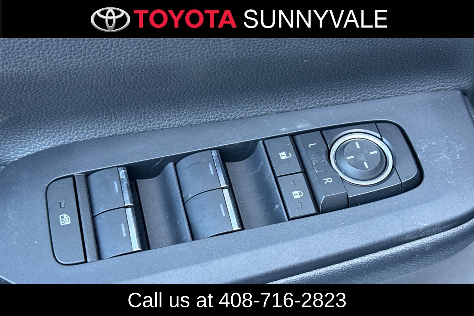 Used 2026 Toyota Prius Plug-In Hybrid w/ Limited Premium Package FWD image 27